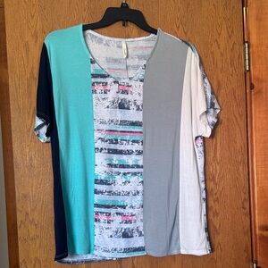 Celeste Short-Sleeve Colorblock V-Neck Top in Teal, Navy, Gray & White